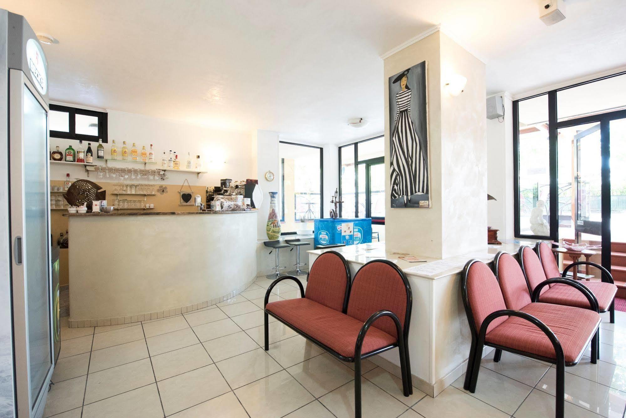 Hotel Settebello B&B Cesenatico Esterno foto